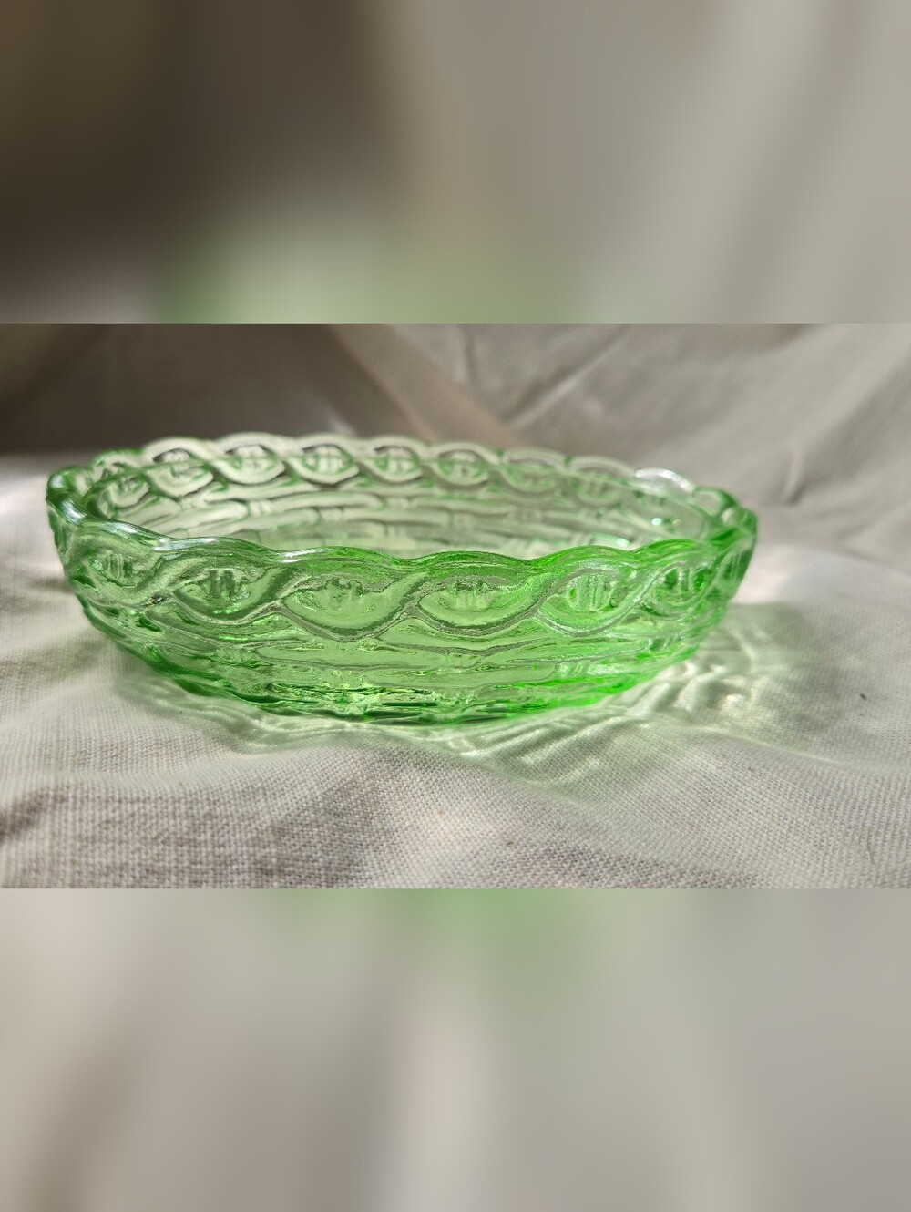 Vintagw Uranium Glass Decorative Bowl